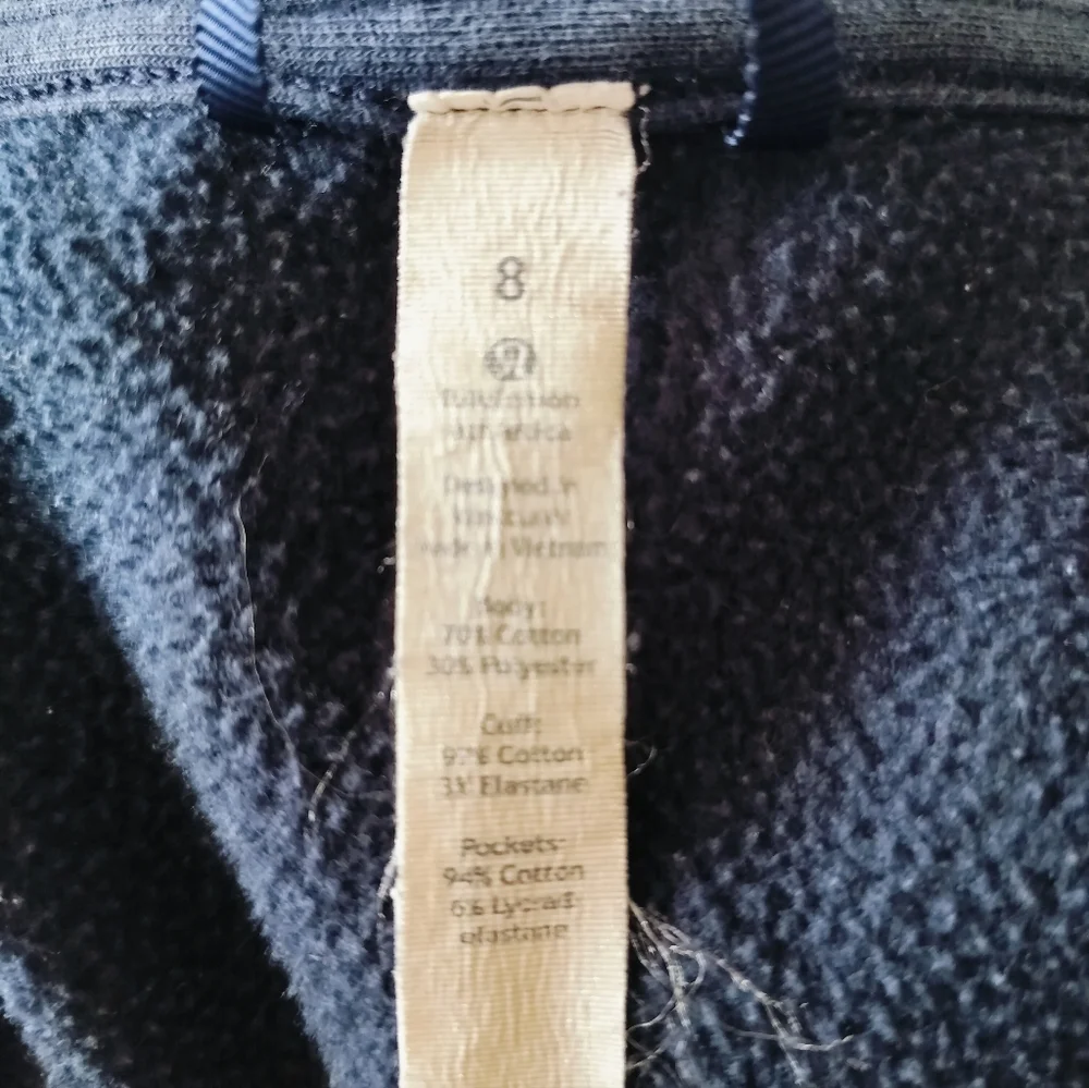 Lululemon Women's Asymmetrical Zip Sweatshirt Jacket Size 8 Faded Blue